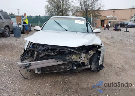 2002 Volvo S60 2.4 from USA, damaged, VIN YV1RS61R122112244